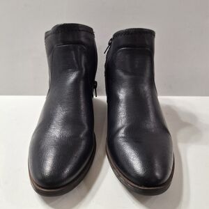 Baretraps Black Faux Leather Medley Minimalist Classic Comfort Ankle Boot Size 8